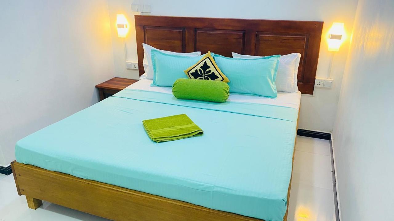 Lali Beach Villa Trincomalee Εξωτερικό φωτογραφία